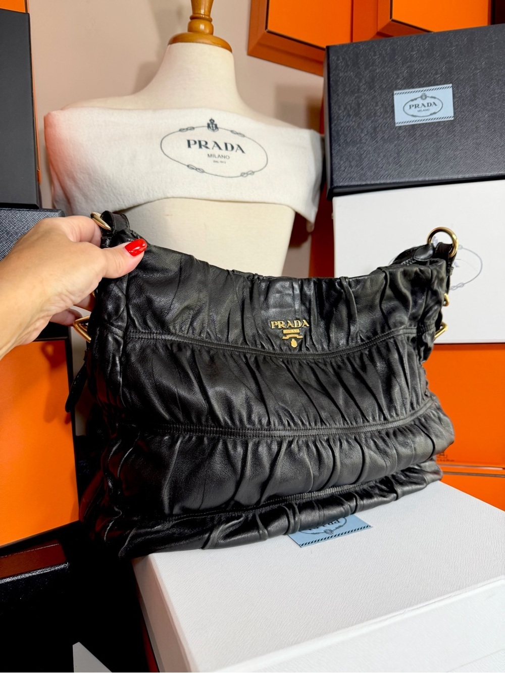 Prada 🌟 Black Runched Leather Shoulder Bag with Gold ! Offers always welcome! - Picture 6 of 16